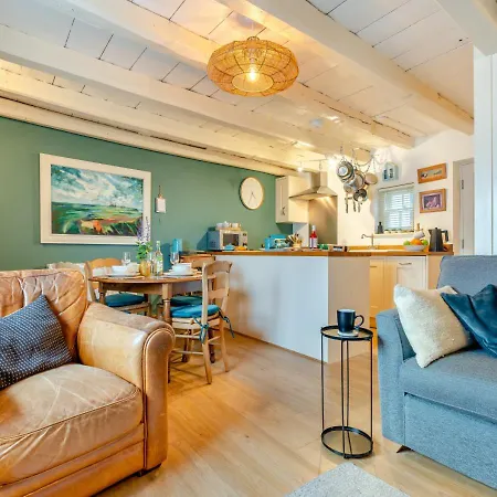 Alice Holiday home