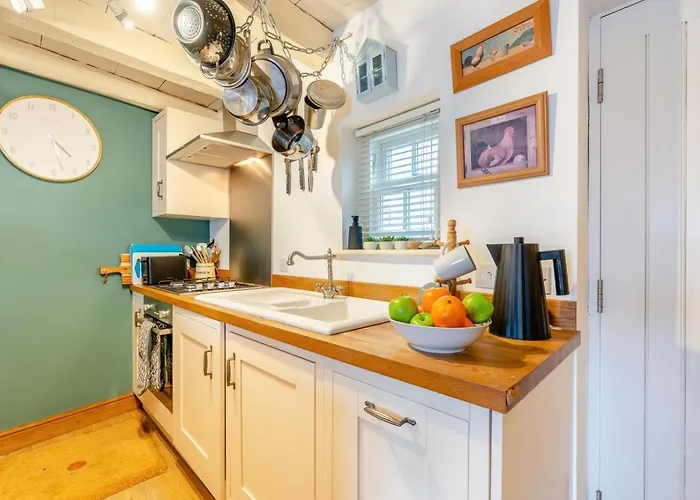 2 Bed In Oc-w134 Whitby